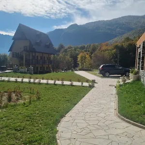 https://kompleksi-gjoni-theth.albaniahotels.org